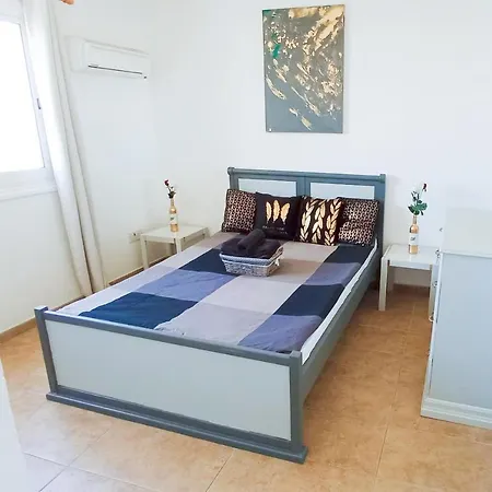 Luxury Maisonette - Ea View, Gym- 5 Min From * לרנקה