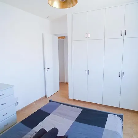 Apartment Luxury Maisonette -sea View, Netflix, Gym- 5 Min From Larnaca