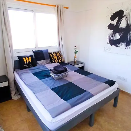 Apartment Luxury Maisonette -sea View, Netflix, Gym- 5 Min From *