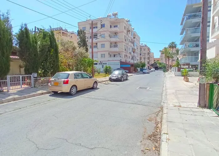 Luxury Maisonette - Ea View, Gym- 5 Min From דירה לרנקה