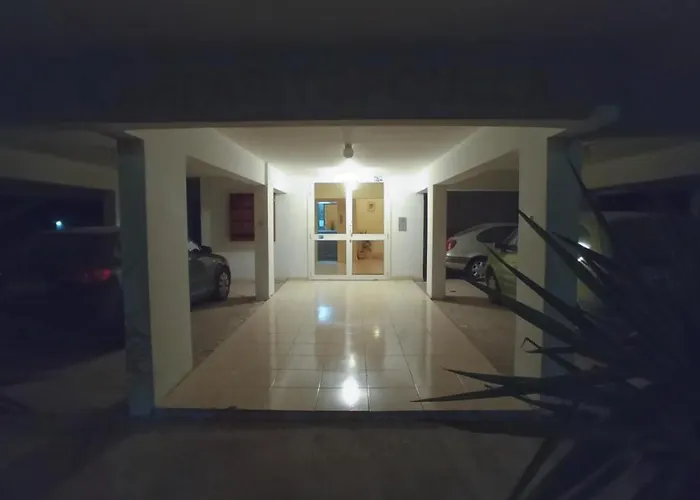 Διαμέρισμα Luxury Maisonette - Ea View, Gym- 5 Min From