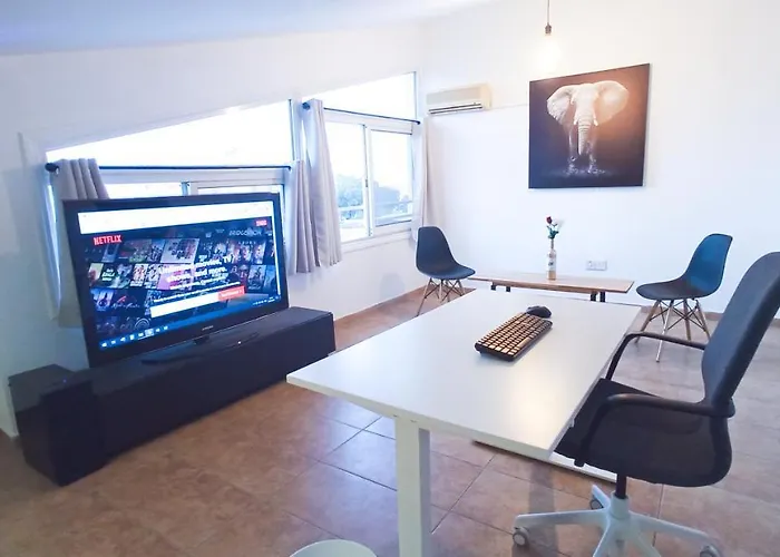 Διαμέρισμα Luxury Maisonette - Ea View, Gym- 5 Min From *