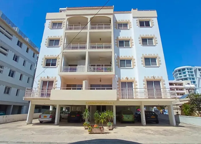 Luxury Maisonette - Ea View, Gym- 5 Min From * Ларнака