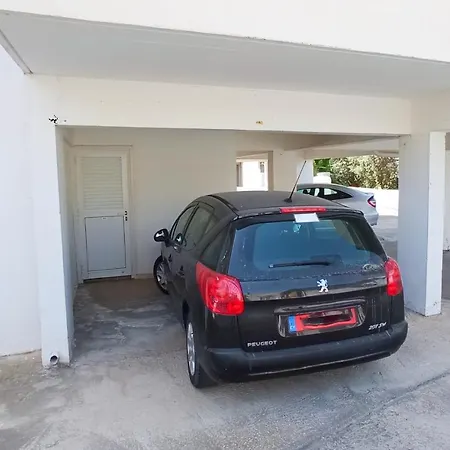 Luxury Maisonette - Ea View, Gym- 5 Min From ラルナカ